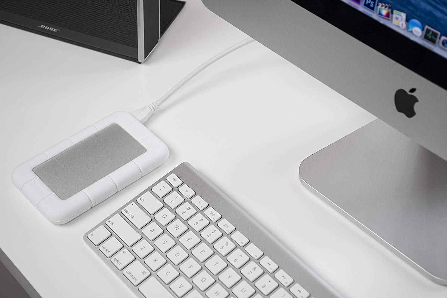 USB 2.0 to 2.5-Inch SATA/SSD External Shockproof Aluminum Hard Drive Enclosure White/Silver