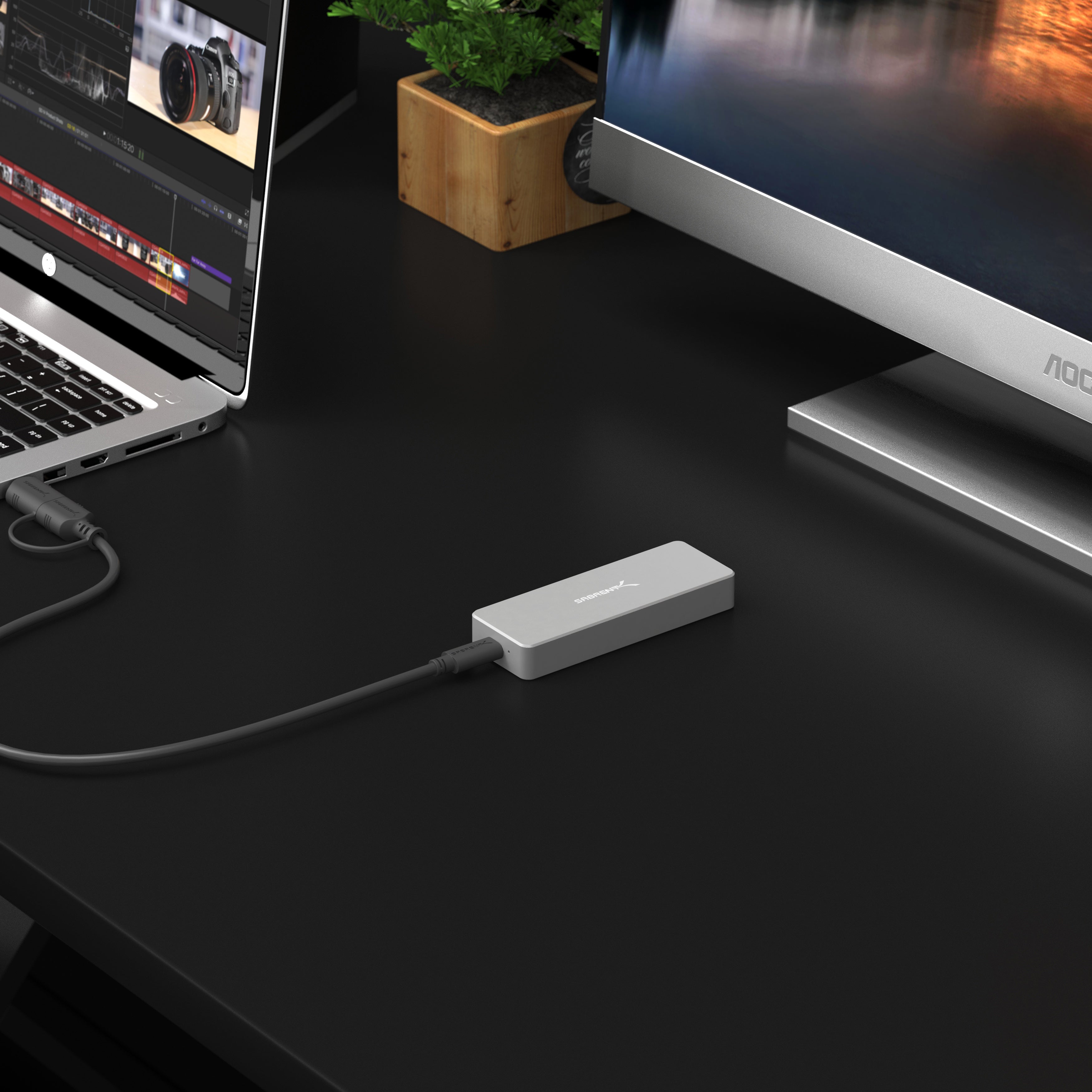 Sabrent USB 3.2 Tool-Free Enclosure for NVMe PCIe M Key M.2 SSD  [SILVER] (EC-TFNE)