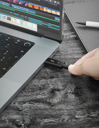 Thunderbolt 4 Active Cable With E-Marker Chip